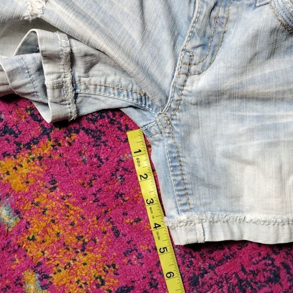 Hydraulic Light Washed Distressed Cuffed Bottom Shorts - Picture 14 of 16